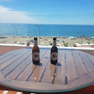 https://centrico-atico-junto-al-mar.1costadelsol.com