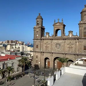 https://bedonbeach.in-canary-islands.com